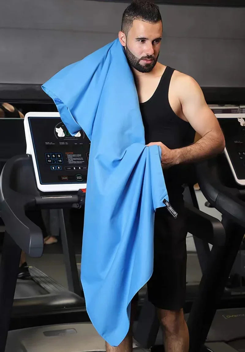 Toalla Deportiva Microfibra Secado Rápido — AERION FIT